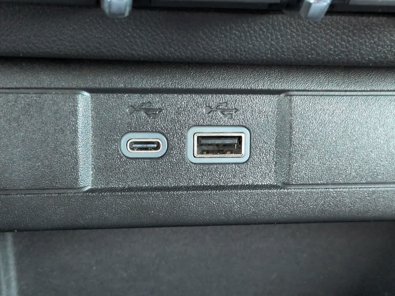 Used 2024 Chevrolet Colorado LT w/ LT Convenience Package RWD image 20