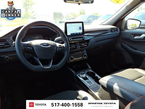 Used 2025 Ford Escape ST-Line FWD image 12