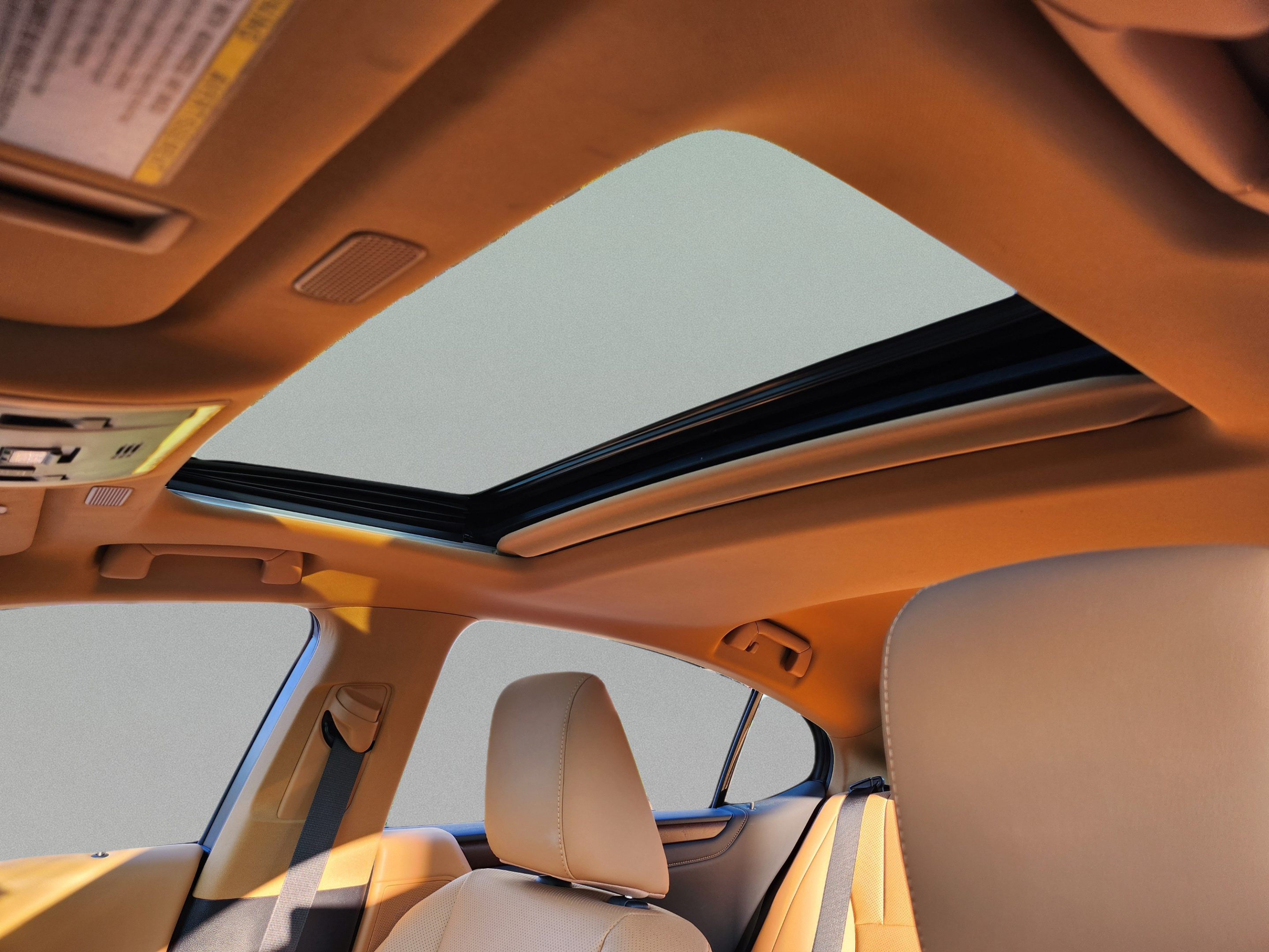Certified 2025 Lexus ES 350 w/ Premium Package FWD image 14