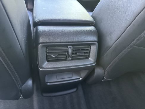Used 2023 Honda CR-V EX-L image 17