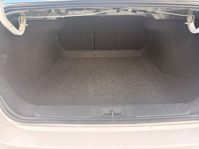 Used 2025 Nissan Sentra SV FWD image 17