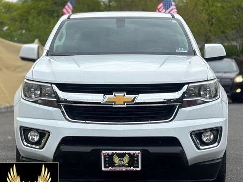 Used 2017 Chevrolet Colorado LT w/ LT Convenience Package AWD/4WD image 2