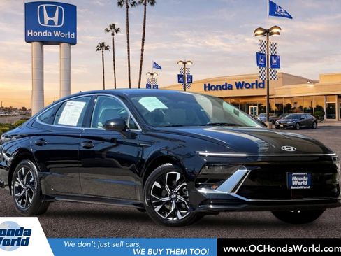 Used 2025 Hyundai Sonata SEL FWD image 1