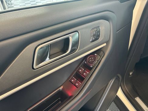 New 2026 Ford Explorer ST-Line w/ ST-Line Street Pack AWD/4WD image 13