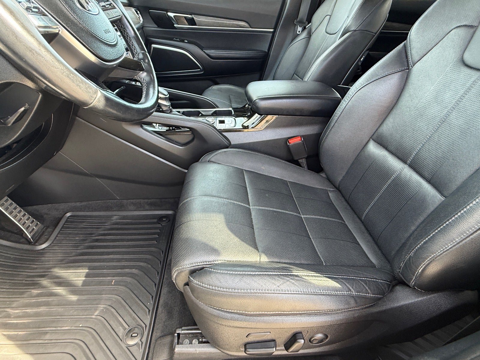 Used 2021 Kia Telluride SX w/ Nightfall Edition Package AWD/4WD image 12