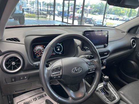 Used 2022 Hyundai Kona Limited w/ Cargo Package image 8