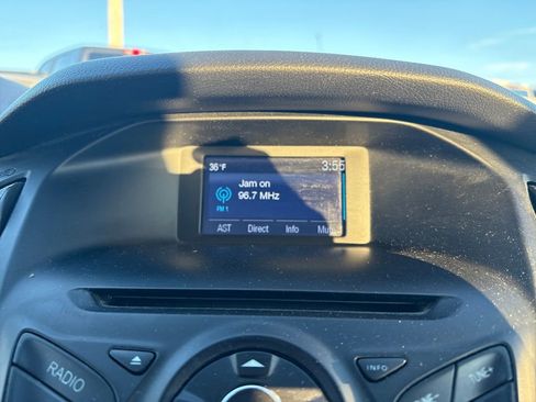 Used 2014 Ford Focus SE w/ SE Winter Package image 25