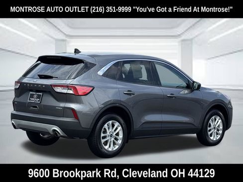 Used 2022 Ford Escape SE w/ Convenience Package AWD/4WD image 4