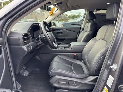 Used 2025 Honda Pilot EX-L image 20
