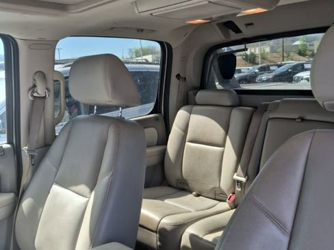 Used 2009 Chevrolet Avalanche LTZ image 5