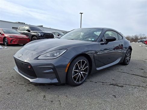 New 2026 Toyota GR86 image 2