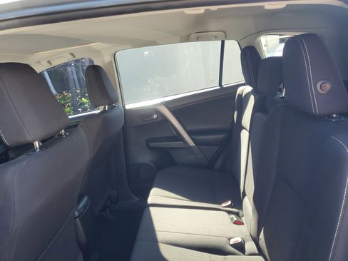 Used 2018 Toyota RAV4 XLE image 11