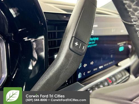 Used 2025 Chevrolet Silverado 2500 High Country w/ Technology Package image 10