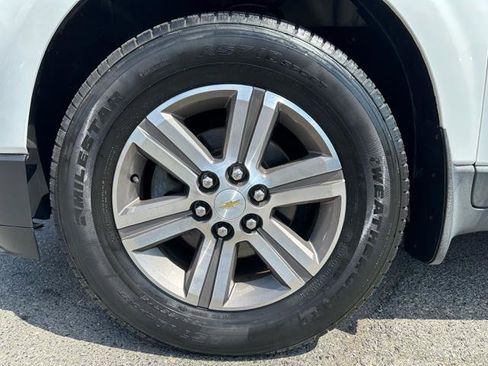 Used 2016 Chevrolet Traverse LT image 26