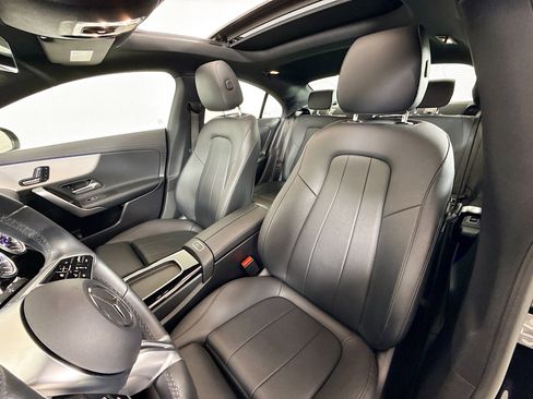 Used 2025 Mercedes-Benz CLA 250 image 11