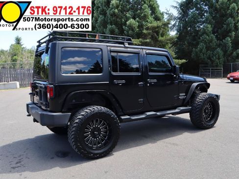 Used 2015 Jeep Wrangler Unlimited Sport w/ Quick Order Package 24S AWD/4WD image 7