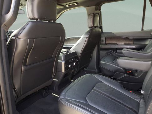 Used 2020 Ford Expedition Limited w/ Equipment Group 301A RWD image 7