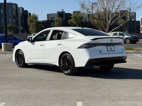 New 2026 Nissan Sentra SR w/ Floor Mat Package FWD image 3