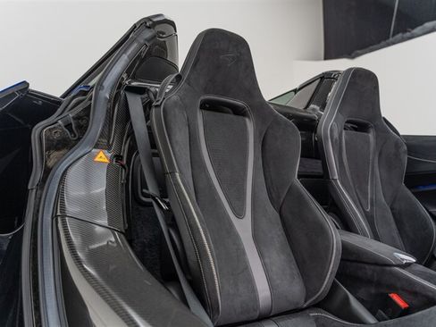 Used 2024 McLaren 750S Spider RWD image 53