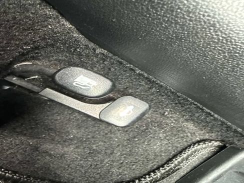 Used 2023 Hyundai Elantra SEL w/ Convenience Package FWD image 32