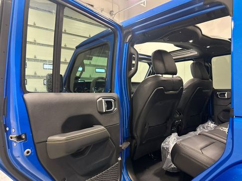 New 2026 Jeep Wrangler Sahara image 32