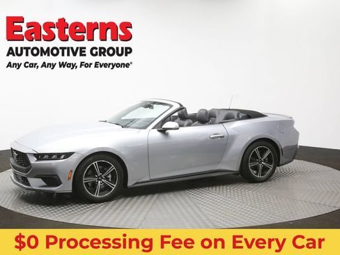 Used 2025 Ford Mustang Premium RWD image 54