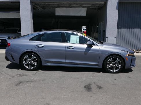 Used 2023 Kia K5 EX FWD image 2