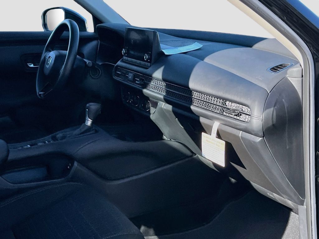 Used 2024 Honda HR-V LX image 26