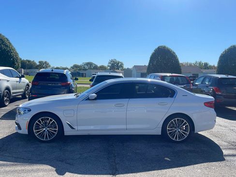 Used 2019 BMW 530e xDrive image 2