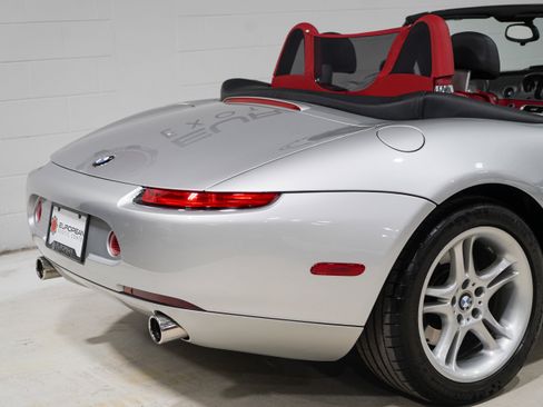 Used 2000 BMW Z8 RWD image 24