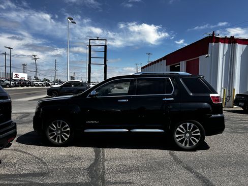 Used 2017 GMC Terrain Denali AWD/4WD image 2