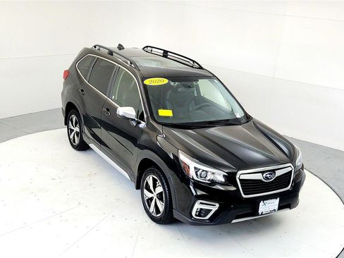 Used 2020 Subaru Forester Touring image 17