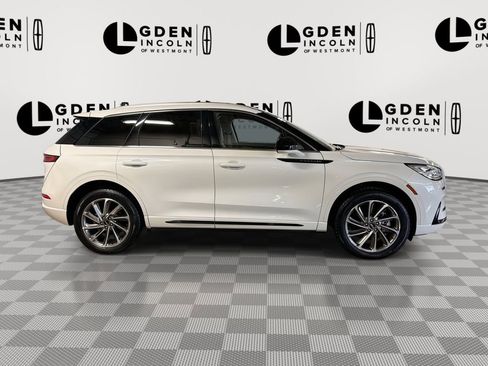 Used 2024 Lincoln Corsair Grand Touring image 9