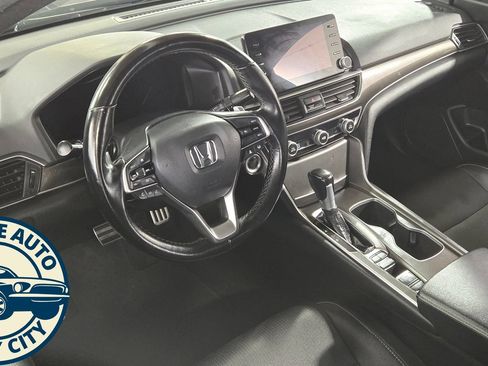 Used 2021 Honda Accord Sport image 10