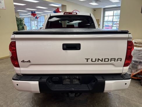Used 2018 Toyota Tundra Platinum AWD/4WD image 13
