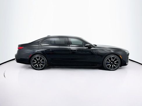 Certified 2024 BMW i7 M70 w/ Executive Package image 4