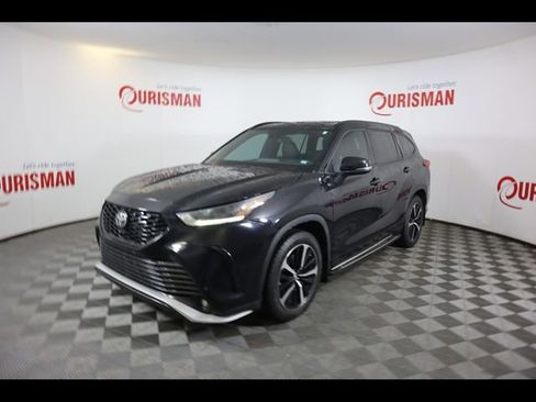 Used 2022 Toyota Highlander XSE FWD image 4