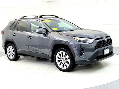 Certified 2024 Toyota RAV4 XLE Premium image 7