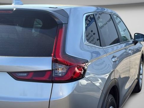 Used 2024 Honda CR-V LX image 39