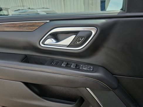 Used 2021 Chevrolet Tahoe Premier image 13