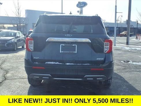 Used 2023 Ford Explorer XLT w/ Equipment Group 202A image 5