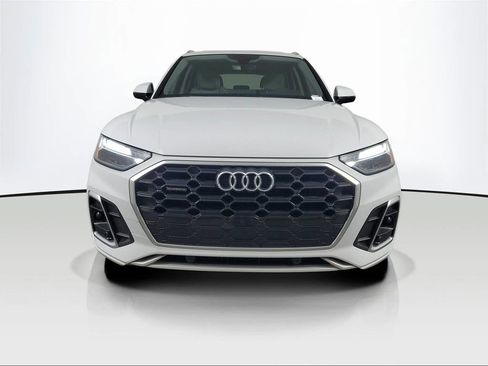 Used 2024 Audi Q5 2.0T Premium w/ Convenience Package AWD/4WD image 2