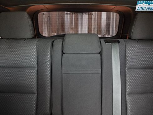 Used 2019 Jeep Grand Cherokee Laredo AWD/4WD image 23