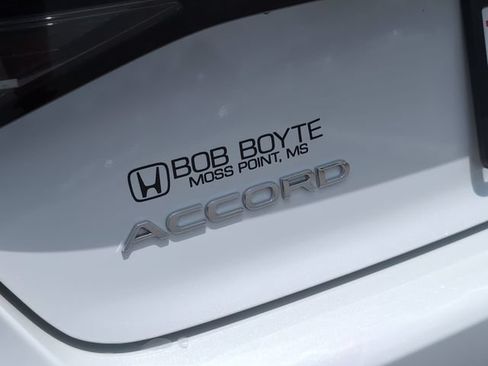 Certified 2025 Honda Accord LX image 5