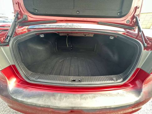 Used 2010 Kia Optima LX image 15