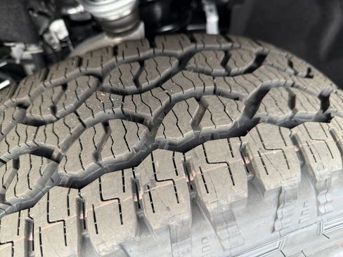 New 2025 Ford Ranger Lariat w/ FX4 Off-Road Package image 12