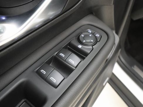 Used 2022 GMC Terrain Denali w/ Denali Premium Package image 9