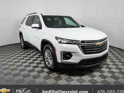 Used 2023 Chevrolet Traverse LT
