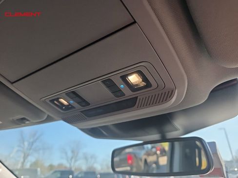 Used 2023 Ford Explorer Limited image 26