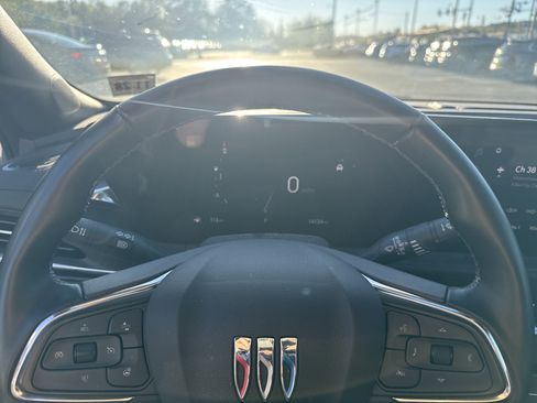 Used 2024 Buick Envista Preferred w/ Convenience I Package image 20